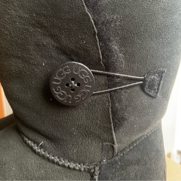 Ugg Bailey Button II - Picture 4 of 7